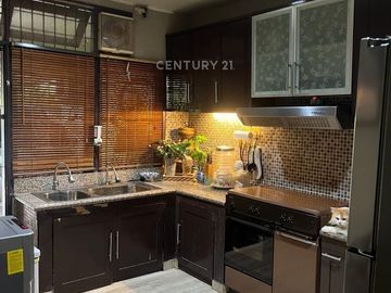 Dijual Rumah Strategis Harga Menarik Di Bintaro