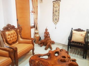 Rumah Mewah Istimewa Lokasi Strategis di Kota Bandung