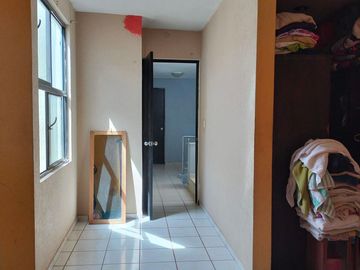 Excelente Casa en Venta en Av. Dalias