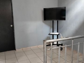 Excelente Casa en Venta en Av. Dalias