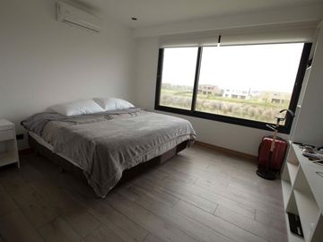 Casa en Venta en Puertos - Barrio Acacias