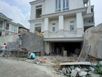 Rumah Brandnew Cantik Di Kawasan Pejaten Jakarta Selatan