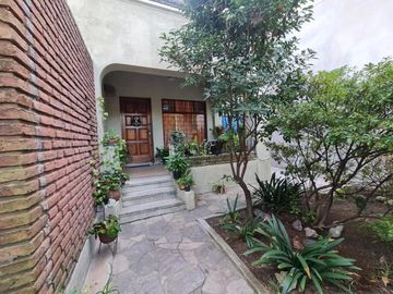 Casa de estilo totalmente reciclada  - Olivos-Vias/Maipu