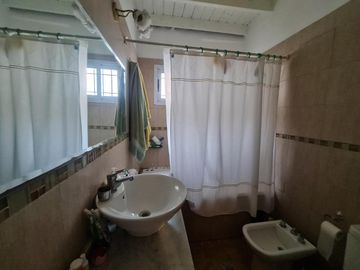 Casa de estilo totalmente reciclada  - Olivos-Vias/Maipu