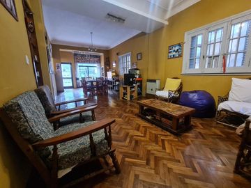 Casa de estilo totalmente reciclada  - Olivos-Vias/Maipu