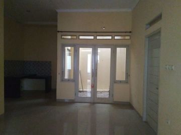 Jual Cepat! Rumah Murah Lokasi Strategis di Kukusan, Beji, Depok
