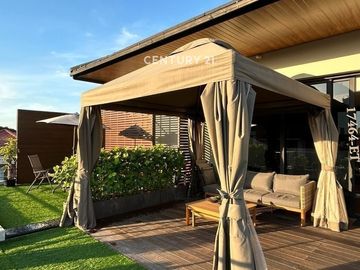 Dijual Rumah 3 Lt Fully Furnished Bergaya Resor Modern Yang Indah