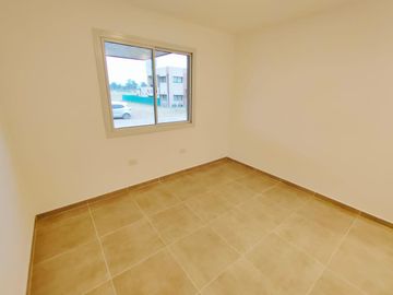 Hermosa casa de 2 dormitorios a ESTRENAR en VENTA en Country El Mirador, Los Nogales