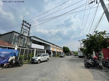 Gudang di Manukan Wetan, Murah, Strategis