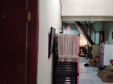 Rumah di Srengseng Kebon Jeruk, Jakarta Barat. Hitung tanah