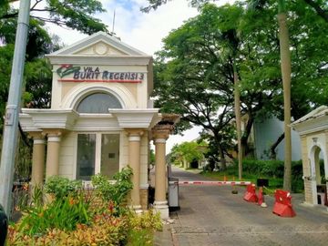Rumah Bagus di Villa Bukit Regency 3 Surabaya