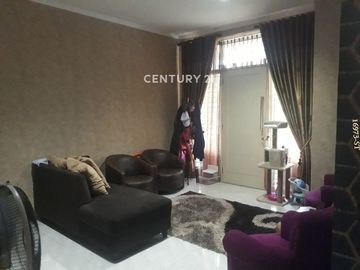 Dijual Rumah Posisi Pojok Dalam Cluster Bebas Banjir Di Ciputat