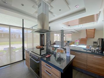 VENTA CASA EN CONDOMINIO FRACCIONAMIENTO HACIENDA SAN ANTONIO METEPEC