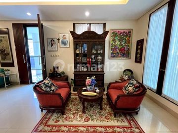 Dijual Rumah di Lebak Bulus, Jakarta Selatan