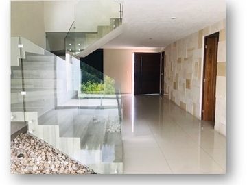 CASA EN VENTA EN LOMAS DE ANGELOPOLIS - PUEBLA BLANCA