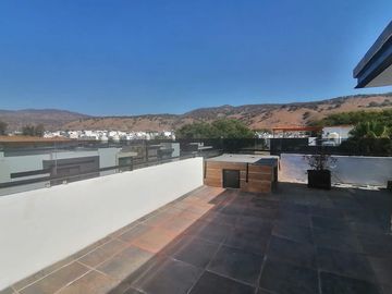Casa en venta en Residencial Bosque Cedros