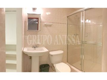 Se Vende Hermoso Apartamento en Albrook Cod. 320----