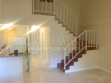 Se Vende Hermoso Apartamento en Albrook Cod. 320----