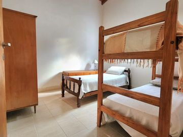 EXCELENTE CASA EN VILLA URQUIZA