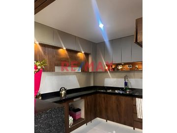 ✨ ¡Descubre tu nuevo hogar en Trujillo! ✨

🏢 Departamento en Venta 📍 MZ Y LOTE 24 URBANIZACIÓN EL PRISMA

Características principales:
_  Vista f