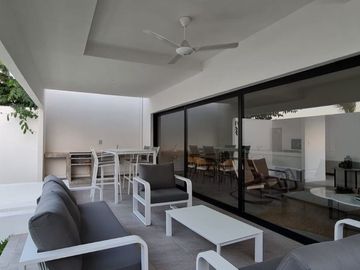 CASA EN VENTA EN MERIDA, OASIS CHOLUL, PRIVADA CON AMENIDADES, MOD 225