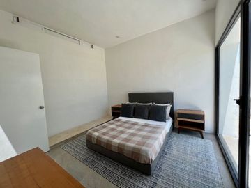CASA EN VENTA EN MERIDA, OASIS CHOLUL, PRIVADA CON AMENIDADES, MOD 225