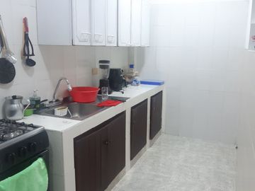 SE VENDE EXCELENTE PROPIEDAD CON RENTA EN LOS ALCÁZARES, MANIZALES