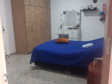 SE VENDE EXCELENTE PROPIEDAD CON RENTA EN LOS ALCÁZARES, MANIZALES