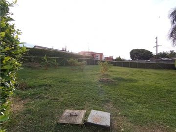 VENTA DE LOTE EN UNIDAD RESIDENCIAL - CIUDAD JARDN