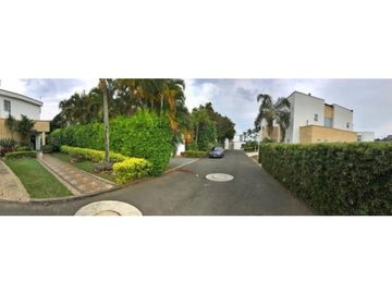 VENTA DE LOTE EN UNIDAD RESIDENCIAL - CIUDAD JARDN