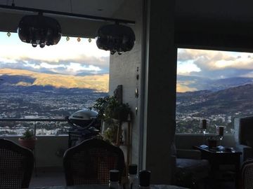VENDO MODERNO DEPARTAMENTO PRECIOSA VISTA SAN JUAN ALTO-CUMBAYÁ