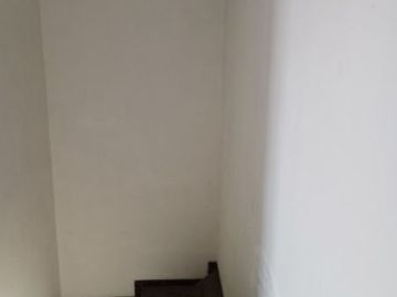 Rumah 2 lantai Mewah Dekat Stasiun Depok Baru, Beji Depok 1,2 M nego (shita)