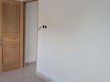 Rumah 2 lantai Mewah Dekat Stasiun Depok Baru, Beji Depok 1,2 M nego (shita)