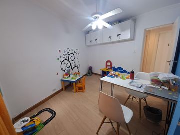HAEDO SUR PASOS ESTACION. P.H 5 AMBIENTES HOY USO COMERCIAL (CONSULTORIOS)