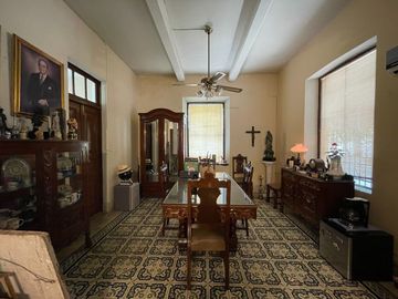 CASA EN VENTA EN MÉRIDA YUCATÁN EN LA AVENIDA COLÓN A METROS DE PASEO DE MONTEJO