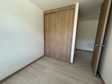 apartamento en arriendo en camino verde. Cod A9433708