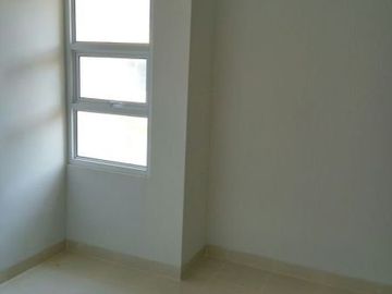 Dijual Rumah Virginia Village Jl. Exmore Gading Serpong Tangerang Lokasi Strategis BEBAS BANJIR