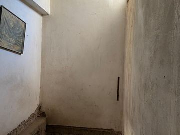 Casa en construcciòn a 2 cuadras del Paseo de la Rivera
