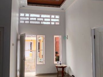 Rumah kece parah di sawangan depok 300jtan bisa nego! cus survei!!