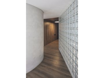 HERMOSO  APARTAMENTO EN VENTA EN EL  1er PARQUE DE LAURELES