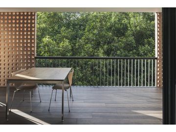 HERMOSO  APARTAMENTO EN VENTA EN EL  1er PARQUE DE LAURELES