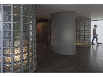HERMOSO  APARTAMENTO EN VENTA EN EL  1er PARQUE DE LAURELES