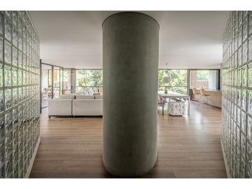 HERMOSO  APARTAMENTO EN VENTA EN EL  1er PARQUE DE LAURELES