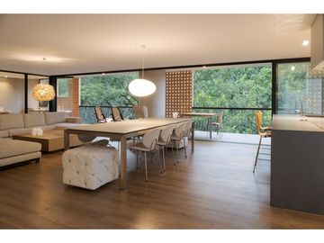 HERMOSO  APARTAMENTO EN VENTA EN EL  1er PARQUE DE LAURELES