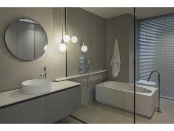 HERMOSO  APARTAMENTO EN VENTA EN EL  1er PARQUE DE LAURELES
