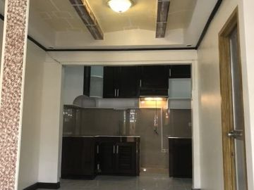 2Bedroom Town House at Glendale Res . Sta Maria Bulacan