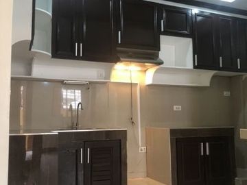 2Bedroom Town House at Glendale Res . Sta Maria Bulacan