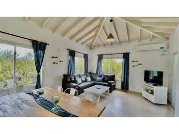 CASA 373 / SENDEROS III