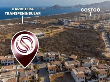 Casa con techos altos, jacuzzi, en residencial Ciruelos en venta Cabo San Lucas