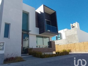 Se vende casa en Fracc Villa Elisa , Zona Plateada, Pachuca, Hidalgo
